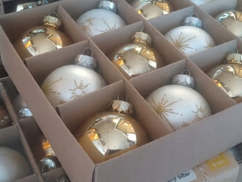 Bombki szklane srebrne i złote 15 szt średnica 6 cm